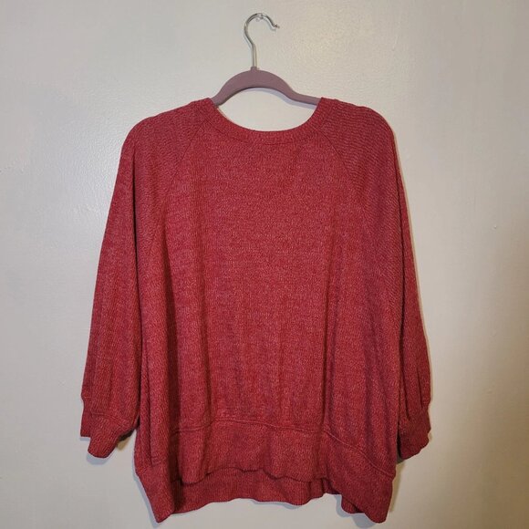 Torrid Red/Pink Sweater Dolman Sleeves Textured Size 3 - Picture 2 of 5